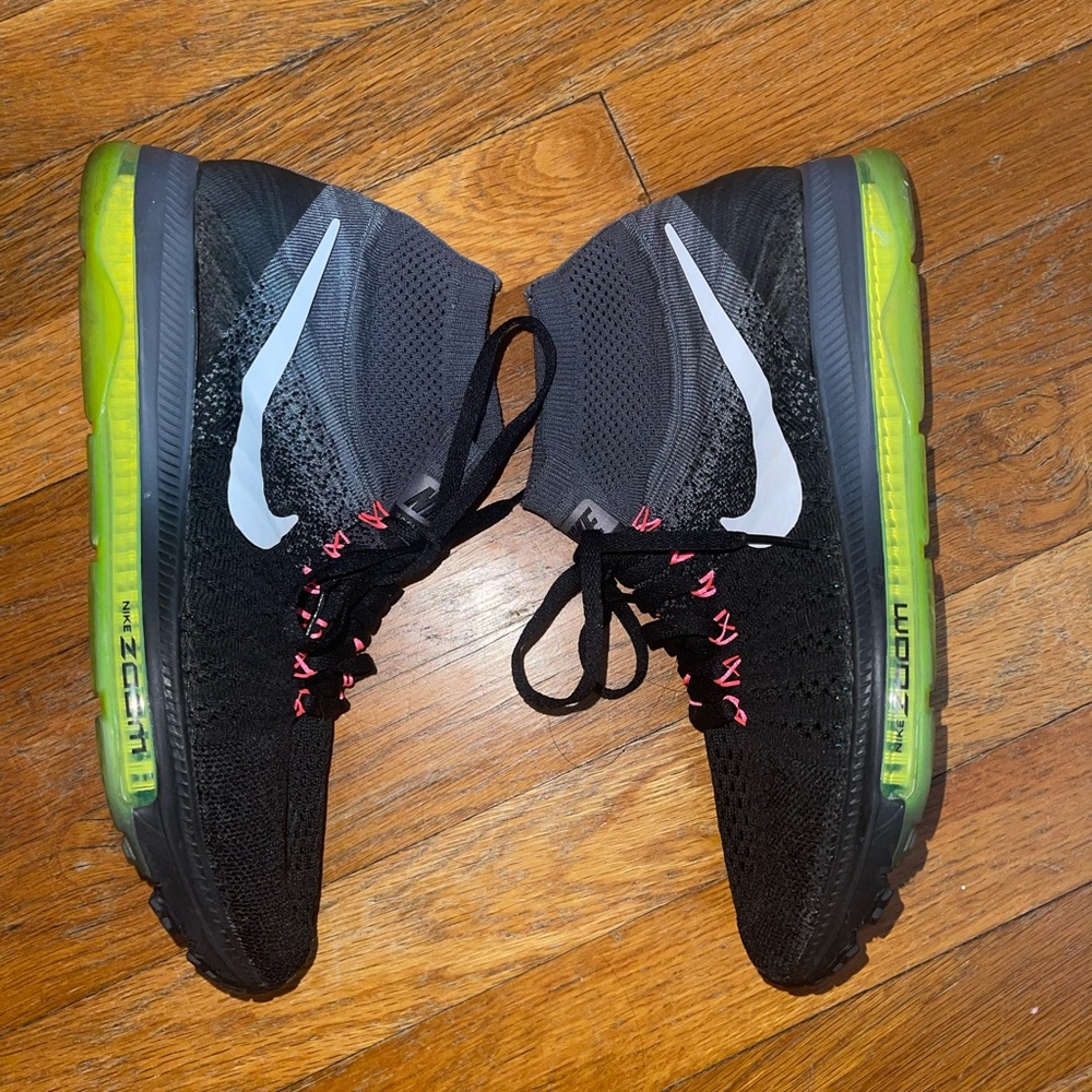 Nike Zoom Flyknit running shoes
